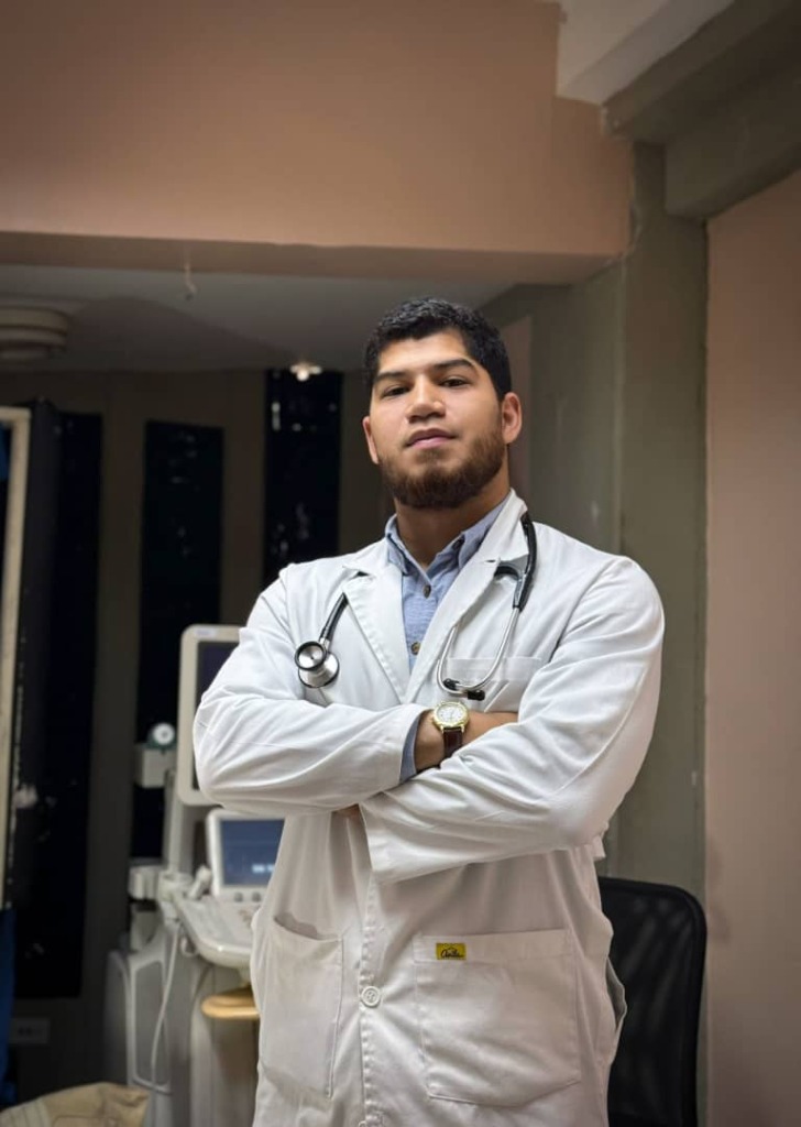 Dr. Luis Martínez Internista